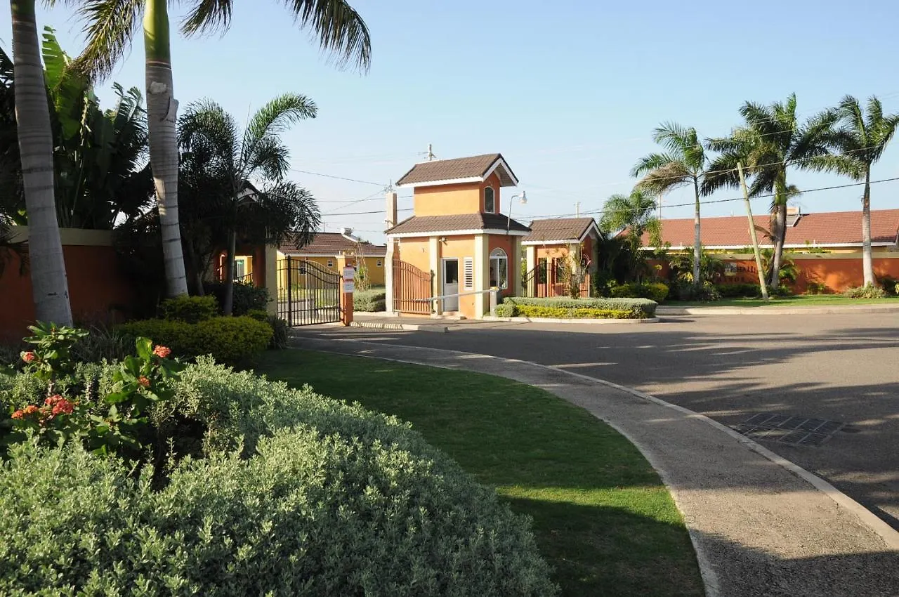 Ochi Rios Drax Hall 3 Bed Sleeps 7 Exquisitely Fully Furnished Accommodations Ocho Ríos Villa