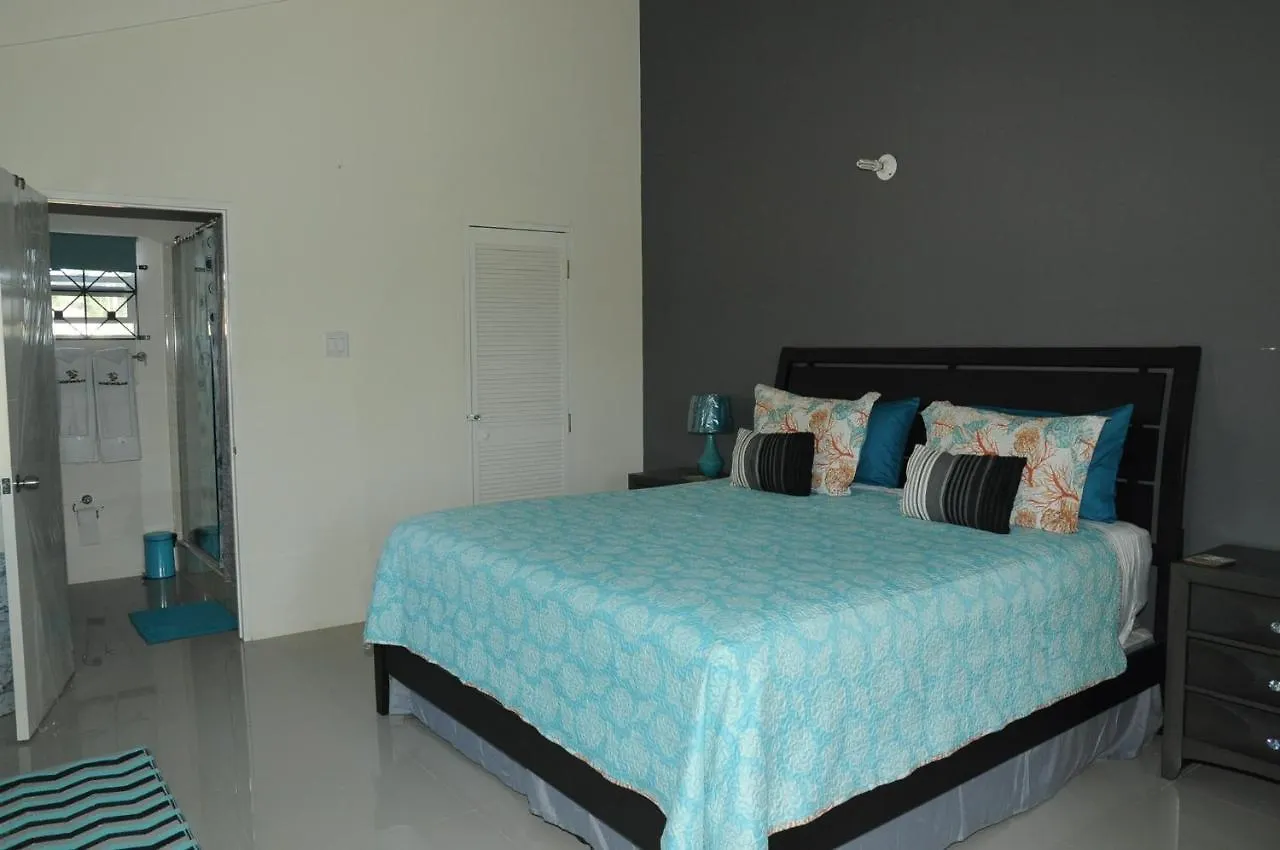 Ochi Rios Drax Hall 3 Bed Sleeps 7 Exquisitely Fully Furnished Accommodations Ocho Ríos